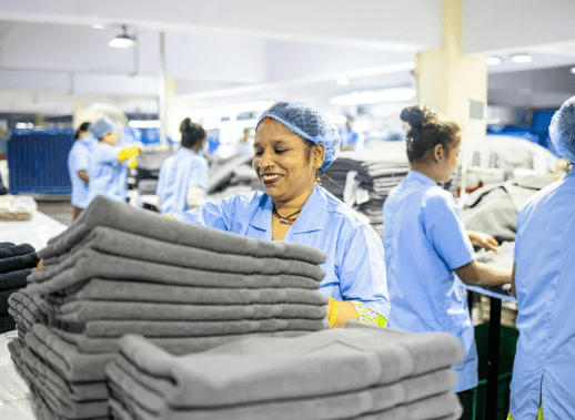 Private Label Clothing Manufacturer in India – How to Find and Vet a Reliable One?